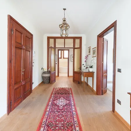 別荘 Une, Garden, And Culture ヴェネツィア・リド島