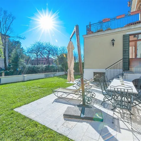 別荘 Une, Garden, And Culture