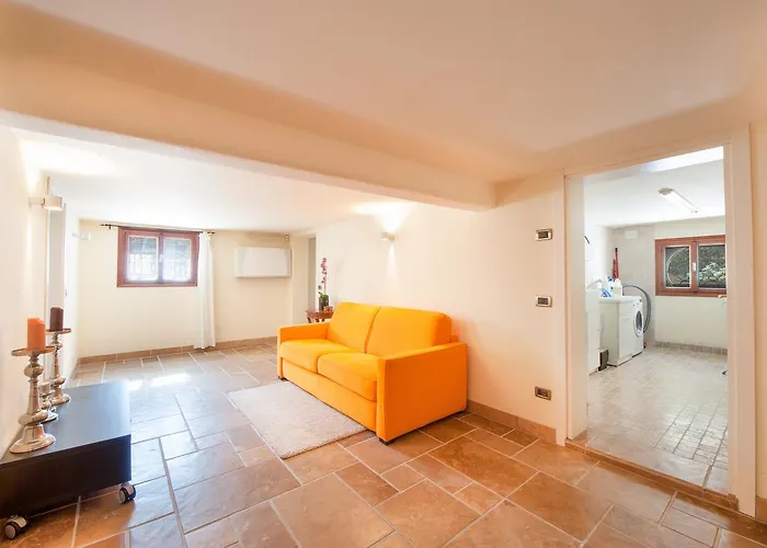 Une, Garden, And Culture 別荘