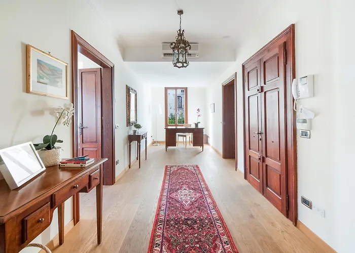 別荘 Une, Garden, And Culture ヴェネツィア・リド島