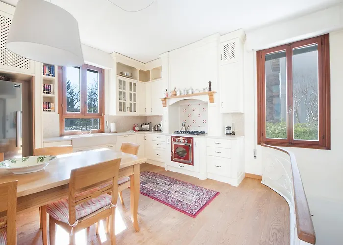 Une, Garden, And Culture Casa de Férias