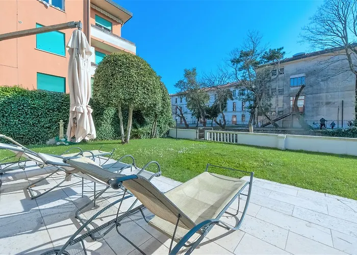 Une, Garden, And Culture Casa de Férias *